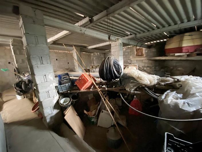 Image No.28-4 Bed Property for sale