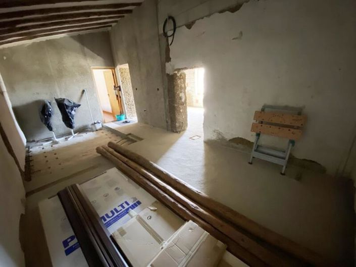 Image No.39-9 Bed Property for sale