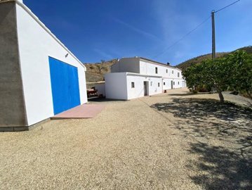 vh2568-country-house-for-sale-in-huercal-over