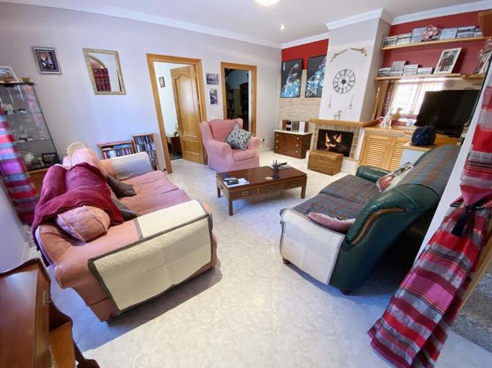 Image No.7-4 Bed Property for sale