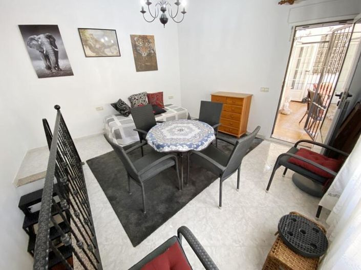 Image No.20-4 Bed Property for sale