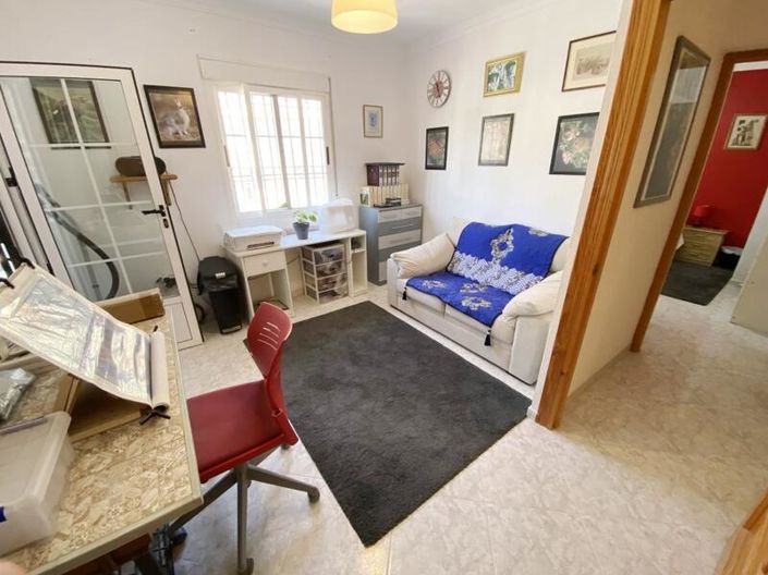 Image No.30-4 Bed Property for sale