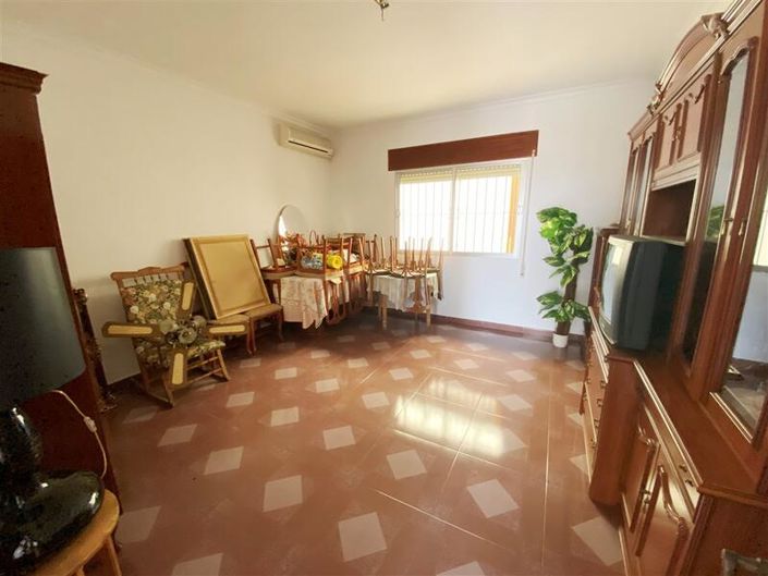 Image No.6-3 Bed Villa for sale