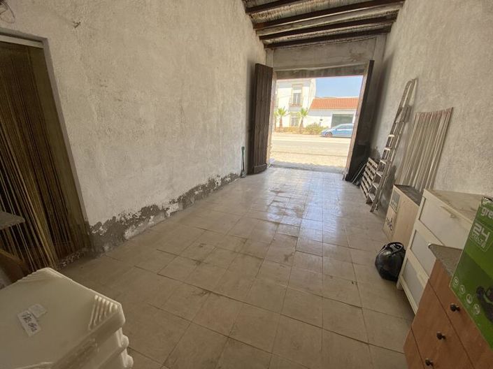 Image No.39-4 Bed Property for sale