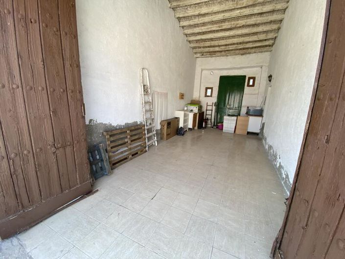 Image No.40-4 Bed Property for sale