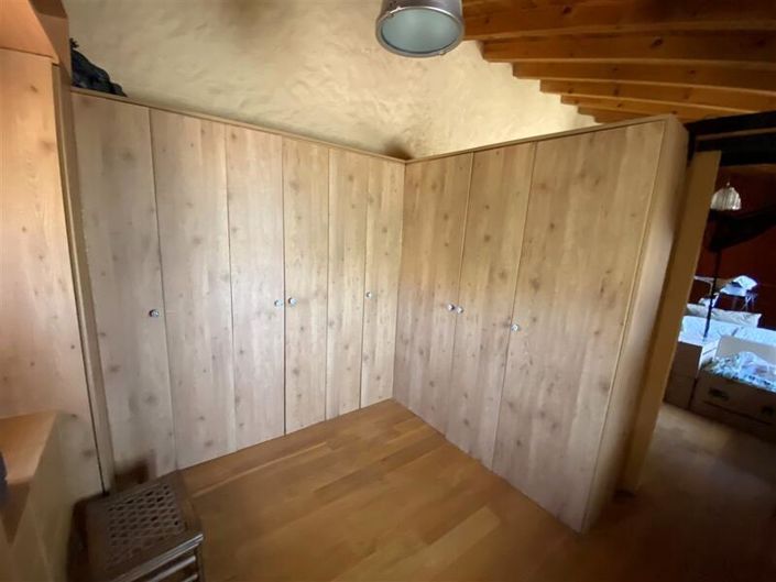 Image No.23-4 Bed Property for sale