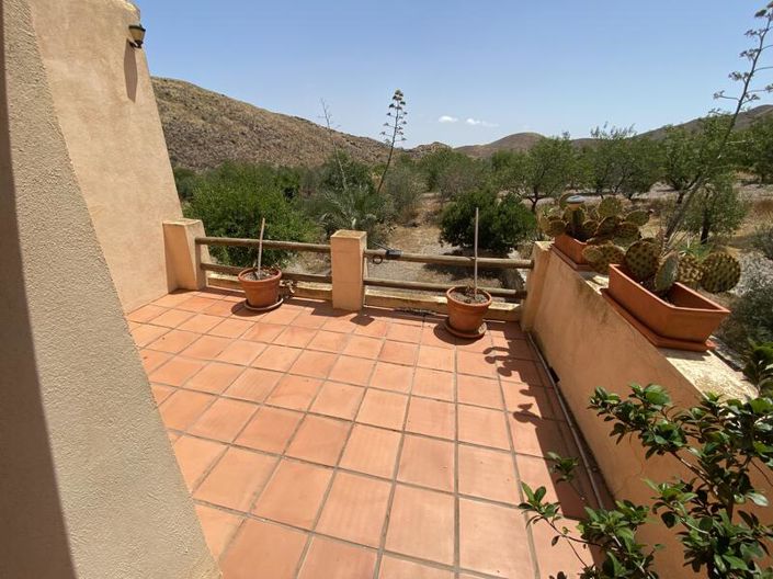 Image No.26-4 Bed Property for sale