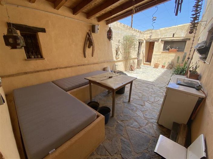 Image No.33-4 Bed Property for sale