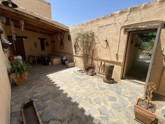 Image No.34-4 Bed Property for sale