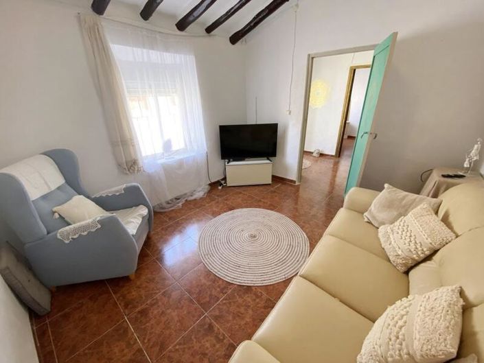 Image No.3-4 Bed Property for sale