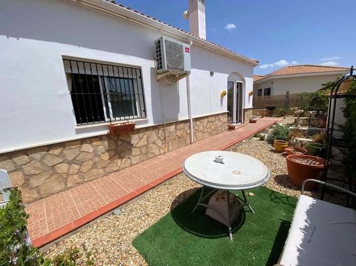 Image No.10-3 Bed Villa for sale