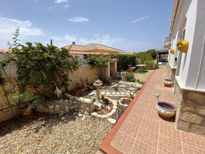 Image No.11-3 Bed Villa for sale