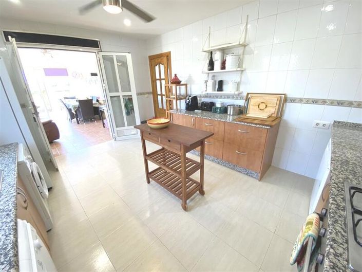 Image No.15-3 Bed Villa for sale