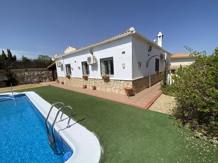 Image No.7-3 Bed Villa for sale