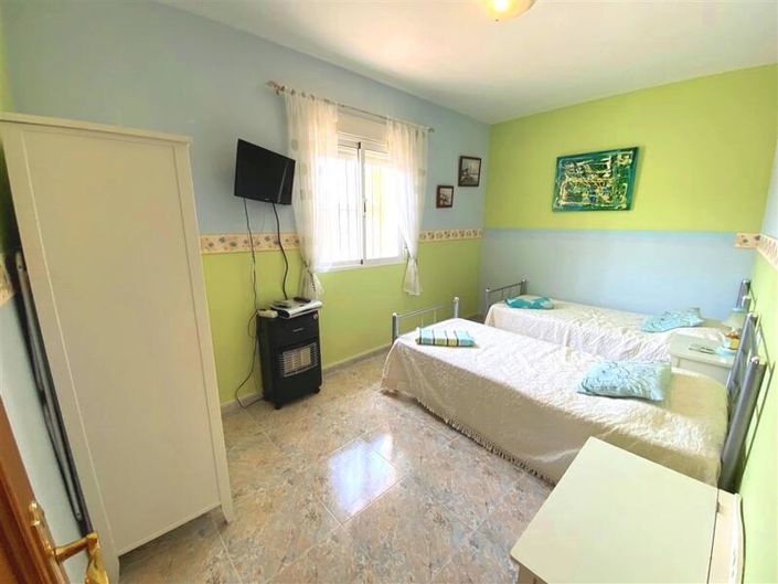 Image No.15-3 Bed Villa for sale