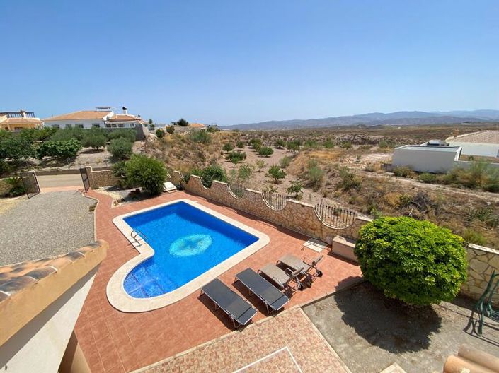 Image No.25-3 Bed Villa for sale