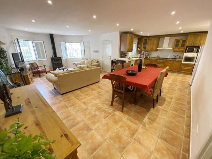 Image No.14-3 Bed Villa for sale