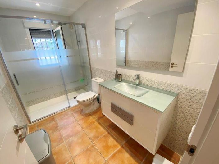 Image No.28-3 Bed Villa for sale