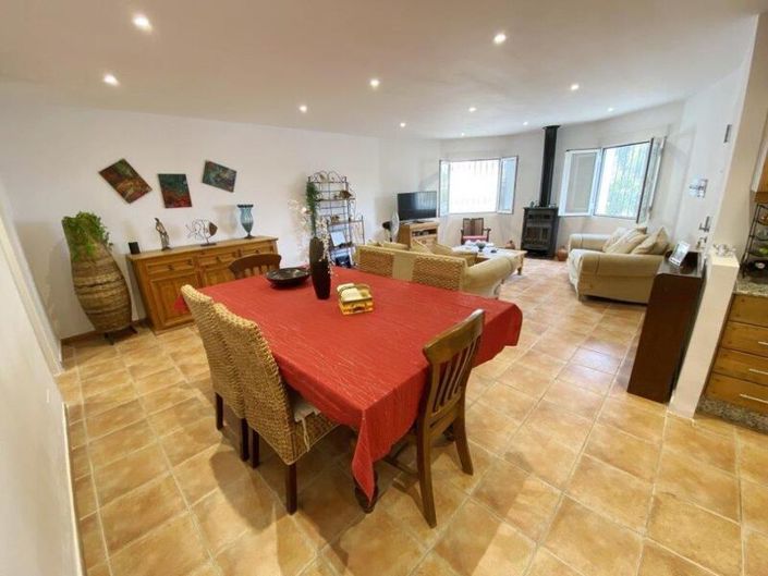 Image No.15-3 Bed Villa for sale