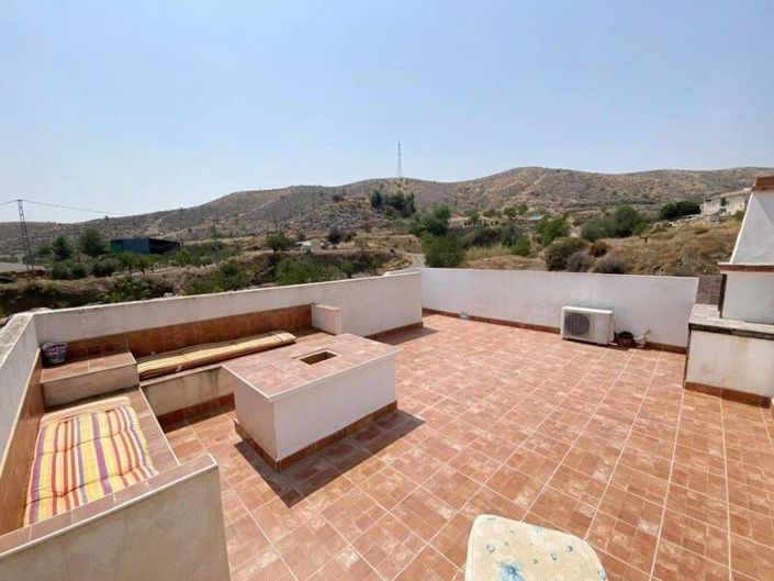 Image No.9-3 Bed Villa for sale