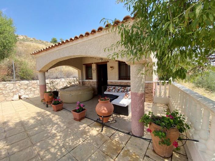 Image No.33-6 Bed Property for sale