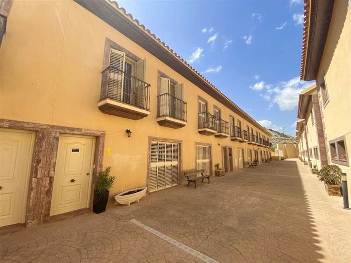Image No.1-3 Bed Duplex for sale