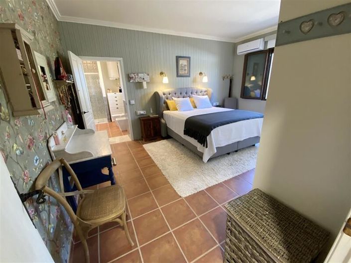 Image No.21-2 Bed Villa for sale