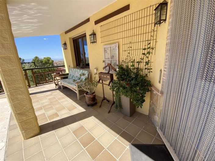 Image No.31-2 Bed Villa for sale