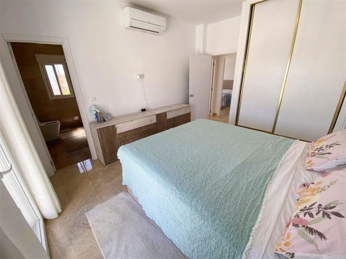 Image No.23-4 Bed Villa for sale