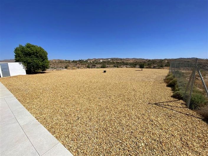 Image No.38-4 Bed Villa for sale