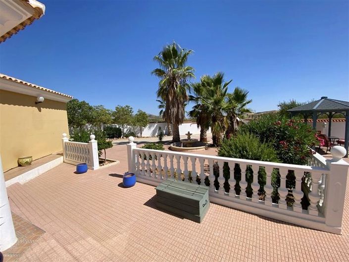 Image No.33-3 Bed Villa for sale