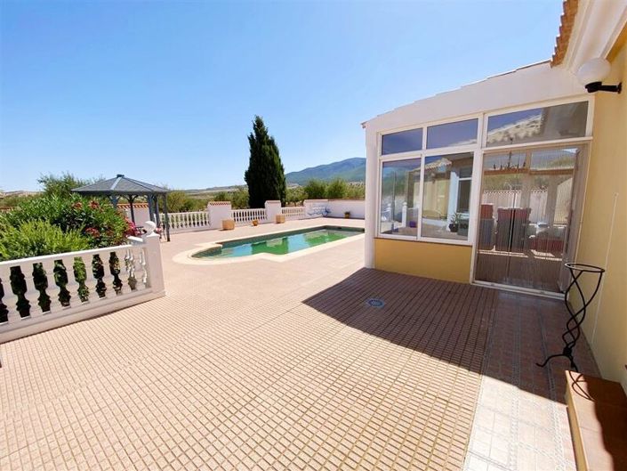 Image No.36-3 Bed Villa for sale