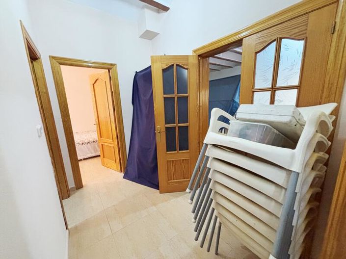 Image No.18-2 Bed Property for sale