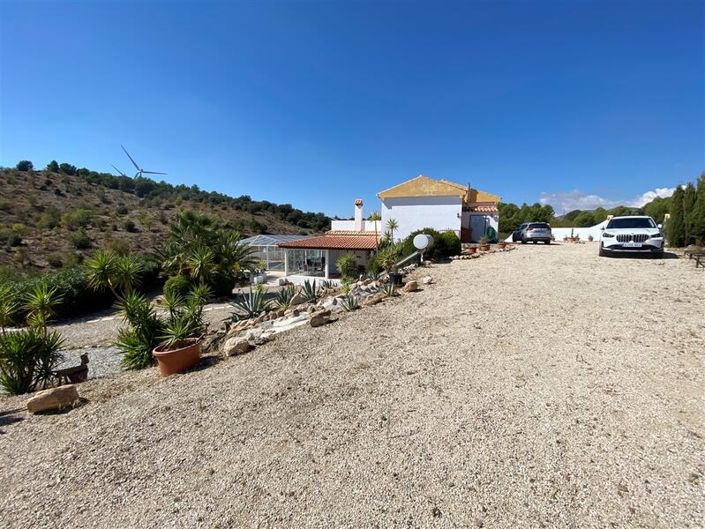 Image No.36-4 Bed Villa for sale