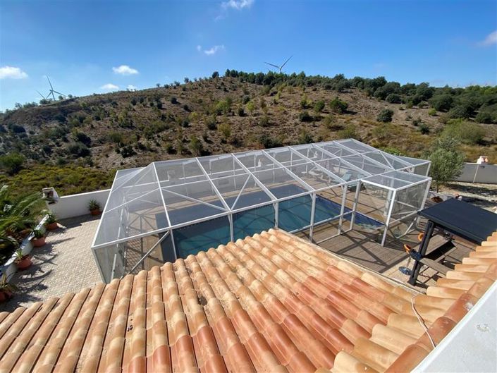 Image No.9-4 Bed Villa for sale