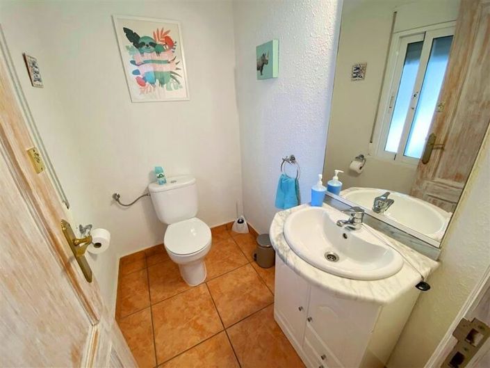 Image No.32-4 Bed Villa for sale