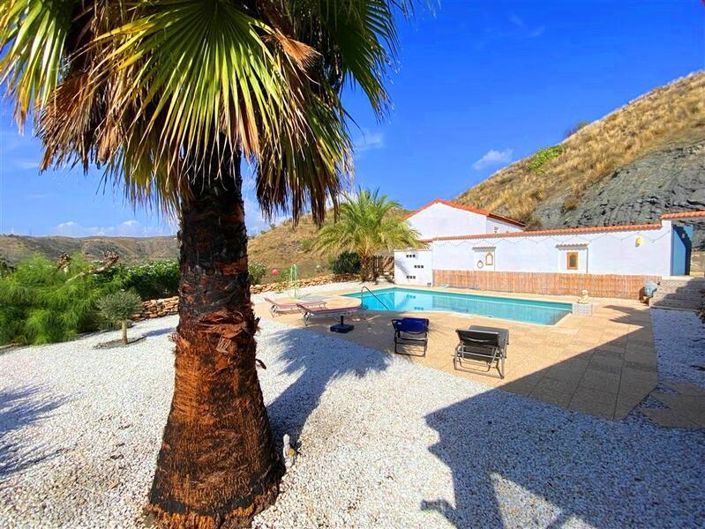 Image No.38-4 Bed Villa for sale