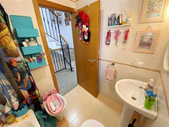 Image No.17-4 Bed Duplex for sale