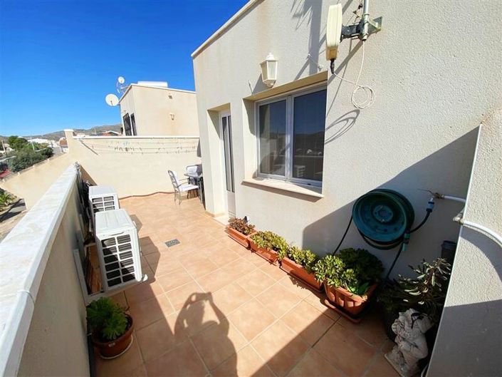 Image No.25-4 Bed Duplex for sale