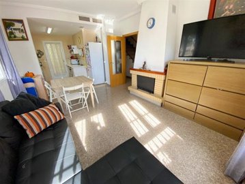 vh2646-duplex-for-sale-in--49244081-uw