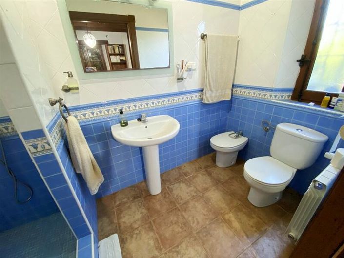 Image No.19-4 Bed Villa for sale