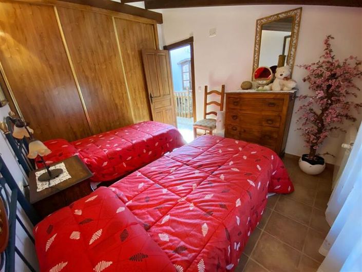 Image No.23-4 Bed Villa for sale