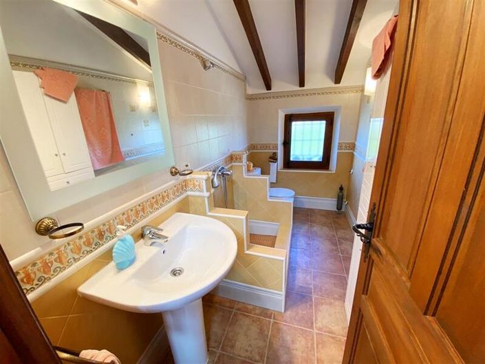 Image No.25-4 Bed Villa for sale