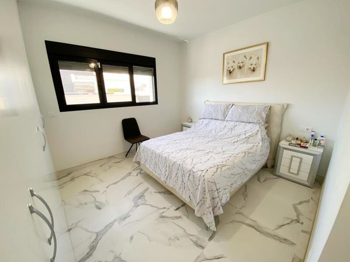 Image No.20-3 Bed Villa for sale