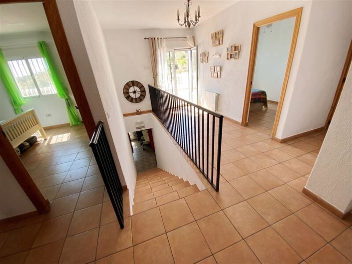 Image No.18-4 Bed Villa for sale