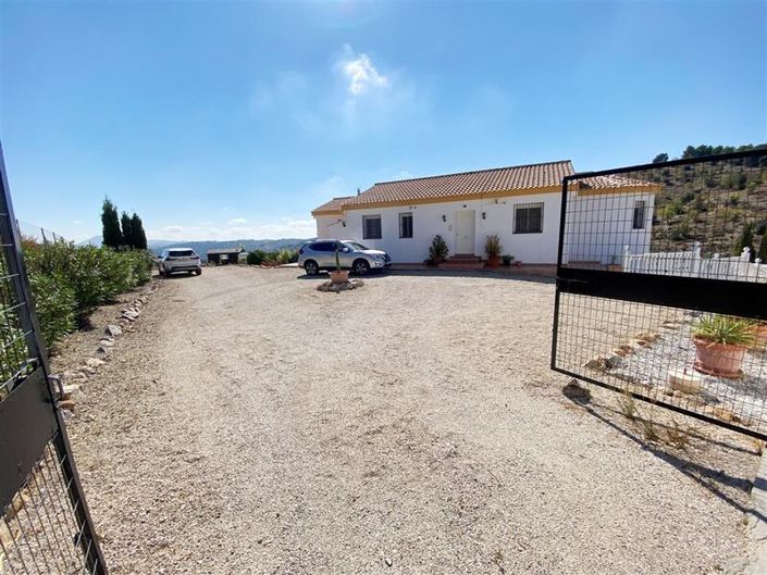 Image No.36-4 Bed Villa for sale