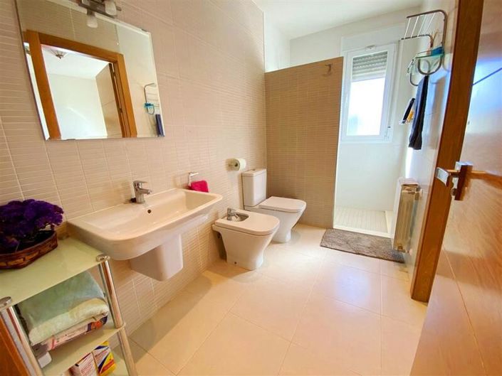 Image No.20-3 Bed Villa for sale