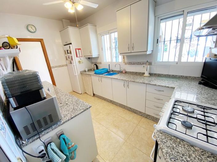 Image No.17-3 Bed Villa for sale