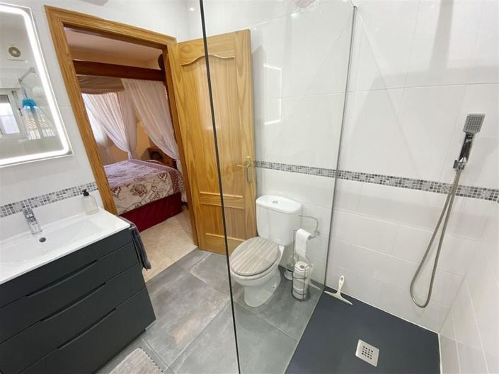 Image No.23-3 Bed Villa for sale