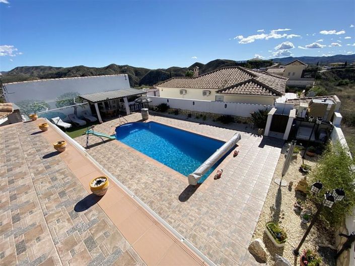 Image No.3-3 Bed Villa for sale